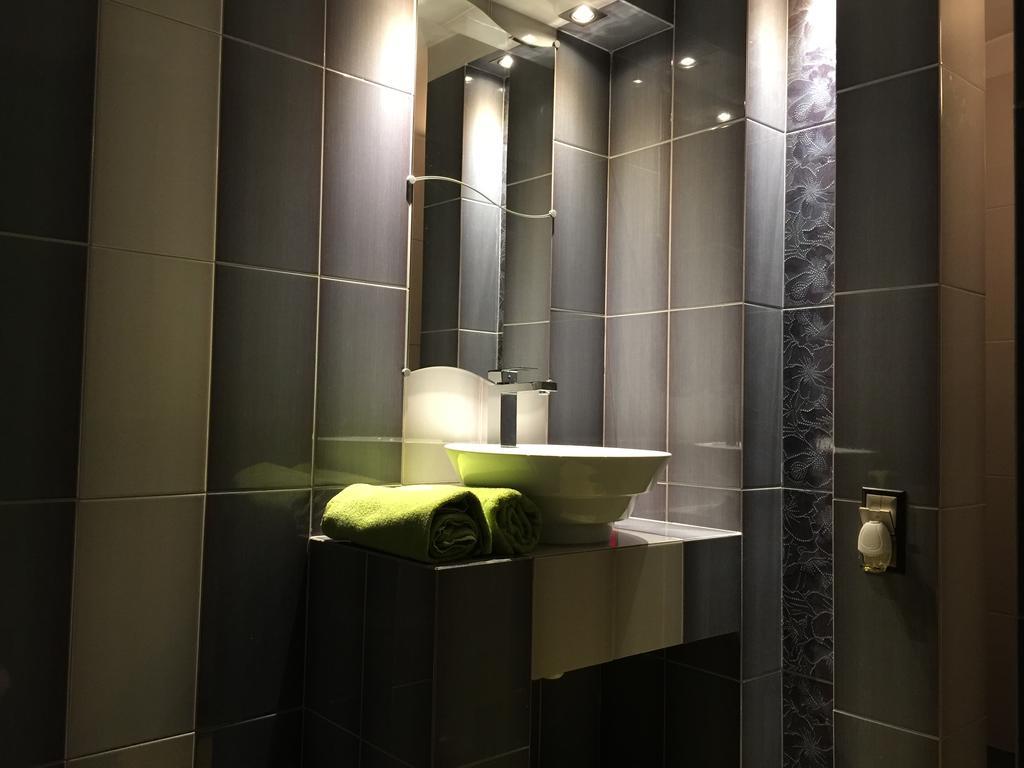 Apartament Tipton Apartman Jelenia Góra Kültér fotó